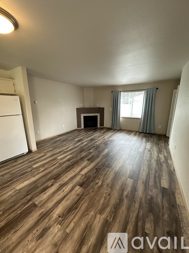 5705 Graham Ave 1 Townhouse for Rent - Photo gallery 4