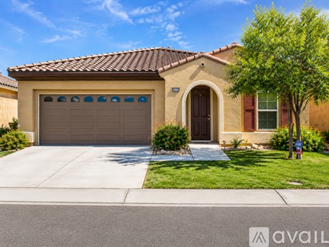 82179 Burton Avenue 4 Beds Apartment for Rent