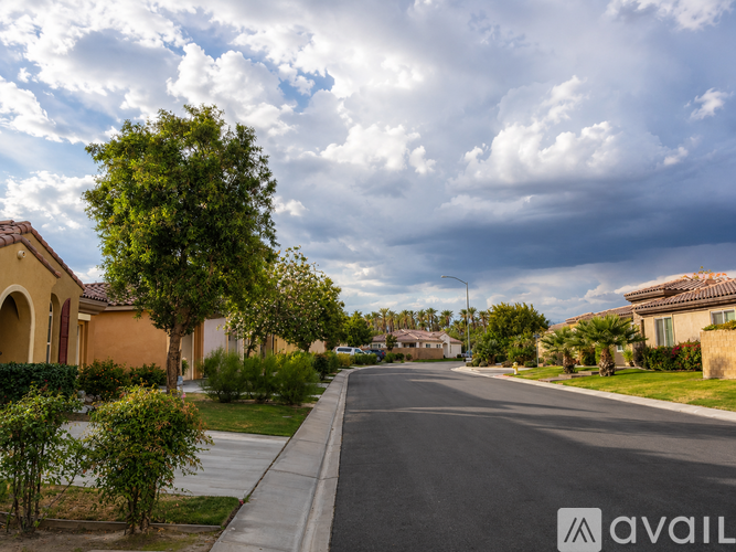 82179 Burton Avenue 4 Beds Single Family Home for Rent - Photo gallery 2