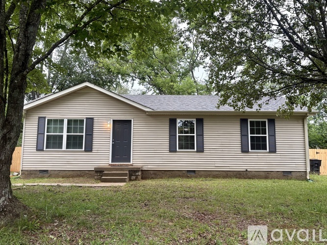 1039 Lakeshore Dr 3 Beds Single Family Home for Rent - Photo gallery 1