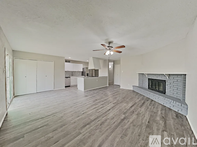 10213 Deer Hollow Dr 3 Beds Single Family Home for Rent - Photo gallery 2