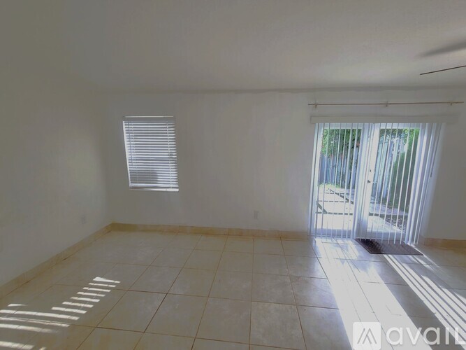 20758 SW 83 Ave 2 Beds Townhouse for Rent - Photo gallery 4
