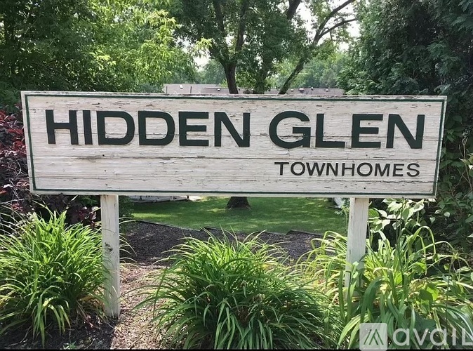87 Maude Avenue 2 Beds Townhouse for Rent - Photo gallery 1