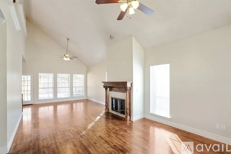 8201 Galley St 4 Beds Single Family Home for Rent - Photo gallery 2