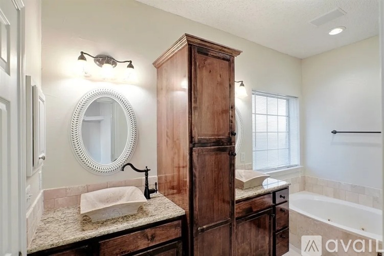 8201 Galley St 4 Beds Single Family Home for Rent - Photo gallery 5