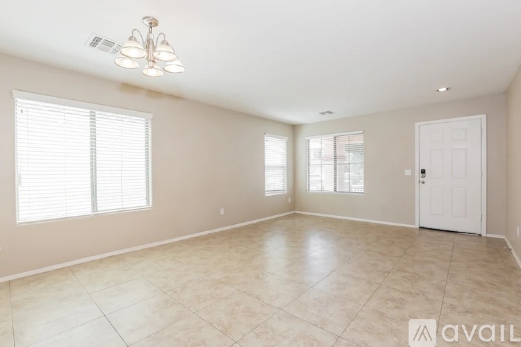 1817 W Desert Seasons Dr 4 Beds Single Family Home for Rent - Photo gallery 2