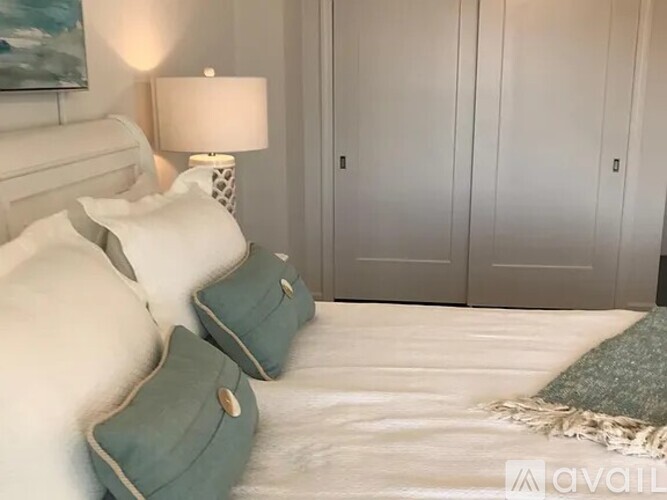 480 Ocean Avenue North 1 Condo for Rent - Photo gallery 4
