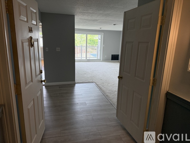 255 North Road 2 Beds Condo for Rent - Photo gallery 3