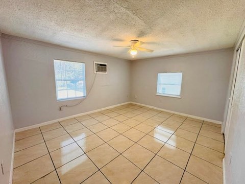 2722 S Sunrise Court, Unit 3 2 Beds Apartment for Rent