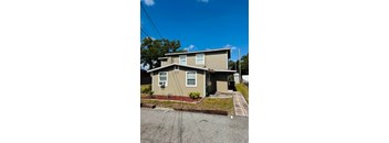 2/1 800 sqft