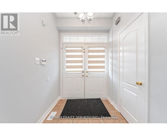 27 HARDGATE CRESCENT 4 Beds House for Rent - Photo gallery 3