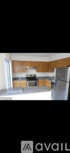 121 Whitestone Way 3 Beds Townhouse for Rent - Photo gallery 2