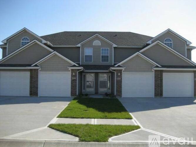 9025 SW Gala Dr 2 Beds Townhouse for Rent - Photo gallery 1