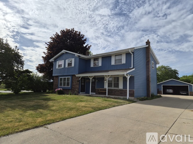 9184 West Allerton Avenue 3 Beds Townhouse for Rent - Photo gallery 1