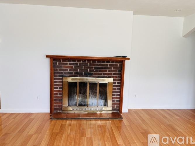 91 Green Manor Rd 3 Beds Single Family Home for Rent - Photo gallery 5