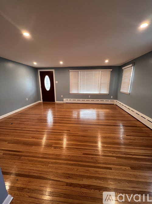410 Morris Road 5 Beds Single Family Home for Rent - Photo gallery 1