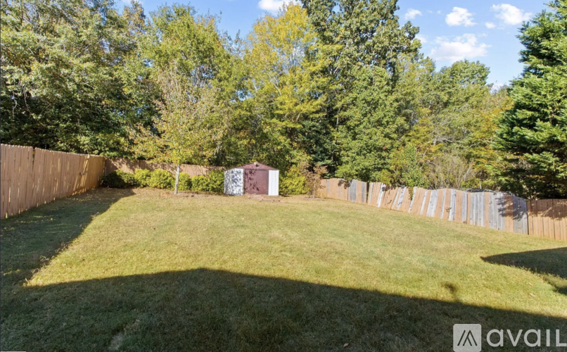 27 Border Ave 4 Beds Single Family Home for Rent - Photo gallery 4