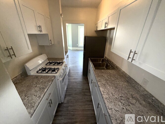 133 W 13th St 2 Beds Apartment for Rent - Photo gallery 4