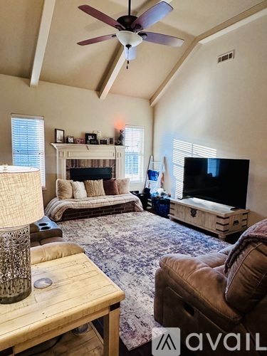 1804 Southwest Brompton Street 4 Beds Single Family Home for Rent - Photo gallery 3