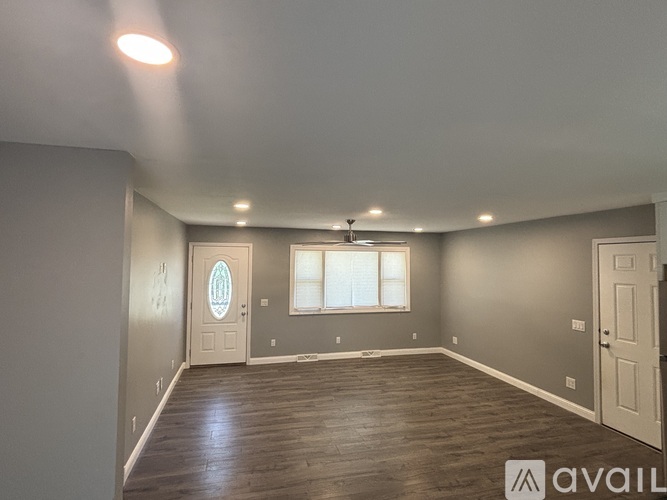 603 Cherry St Ct 3 Beds Single Family Home for Rent - Photo gallery 2