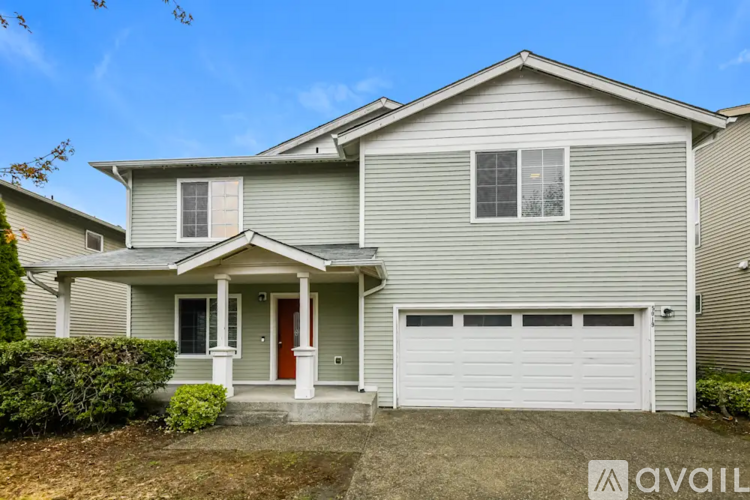 5017 200th Street Ct E 4 Beds Single Family Home for Rent - Photo gallery 1
