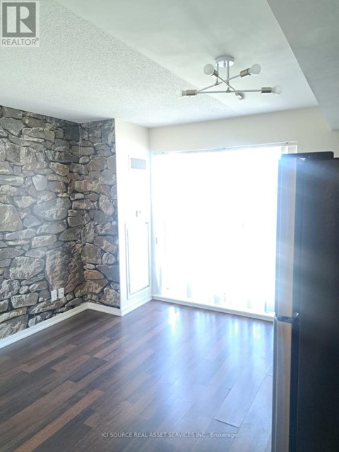 719 - 38 JOE SHUSTER WAY 1 Apartment for Rent