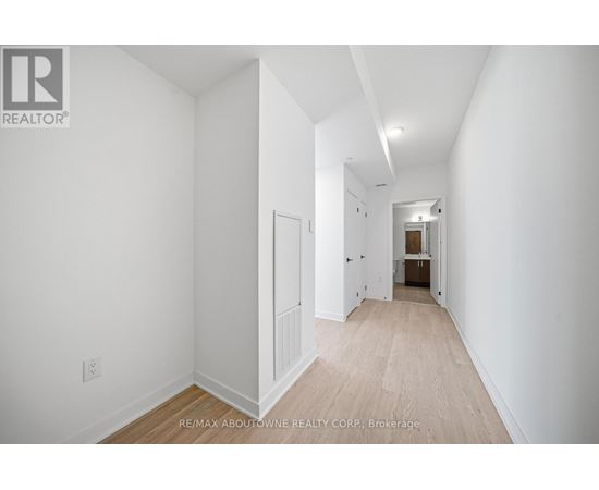 516 - 2782 BARTON STREET 2 Beds Apartment, Condo, Home for Rent - Photo gallery 5