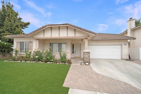 990 Taylor Lane 3 Beds Apartment for Rent