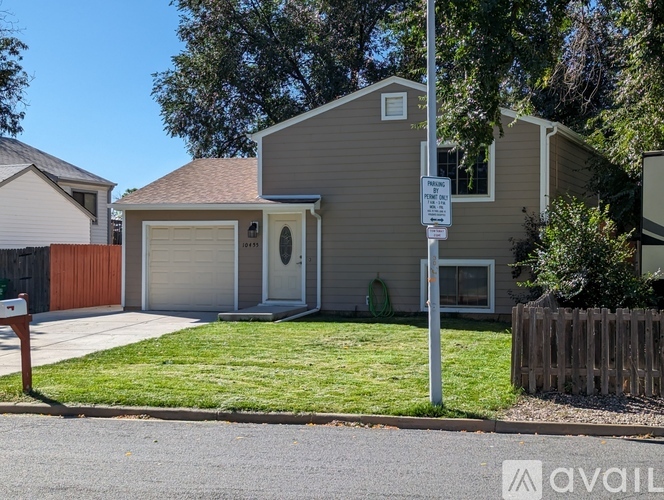 10455 Independence Cir 3 Beds Single Family Home for Rent - Photo gallery 2