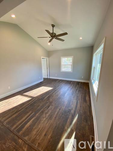 448 North School Avenue 3 Beds Single Family Home for Rent - Photo gallery 5
