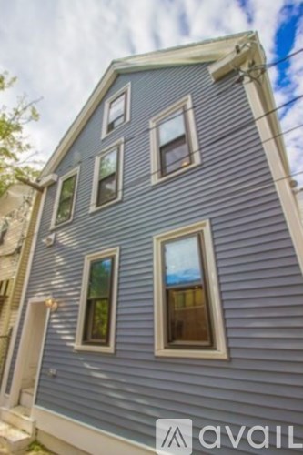 223 R Princeton Street 3 Beds Apartment for Rent