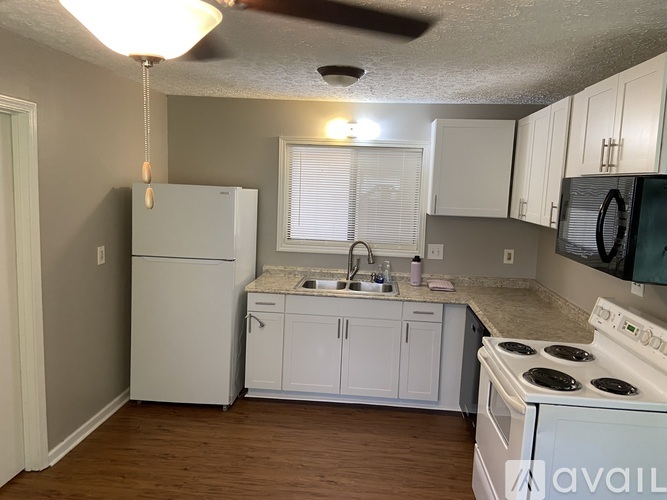 871 Pastel Dr SW 3 Beds Single Family Home for Rent - Photo gallery 1