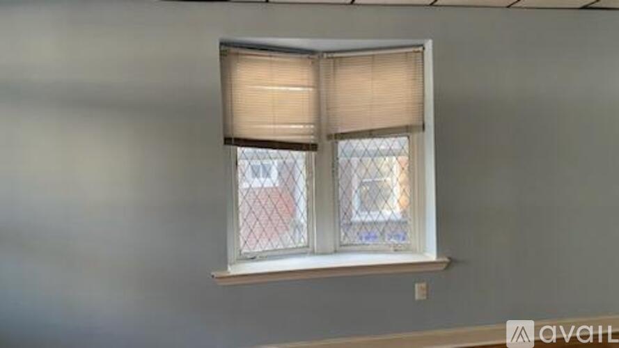 1310 West Eleanor Street 3 Beds Single Family Home for Rent - Photo gallery 4