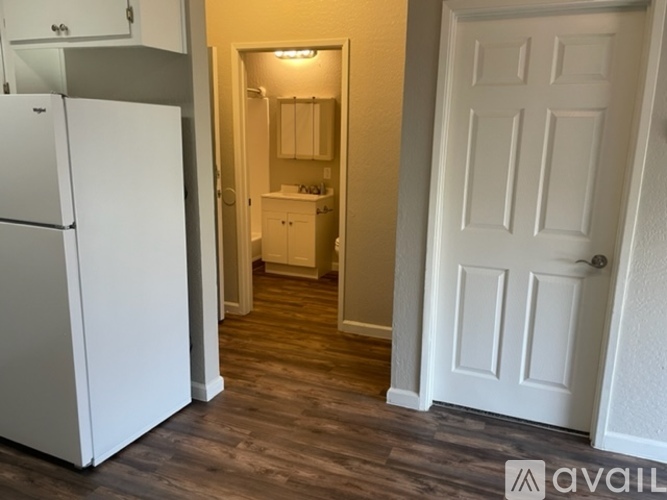 1337 North Madison Street 1 Apartment for Rent - Photo gallery 5