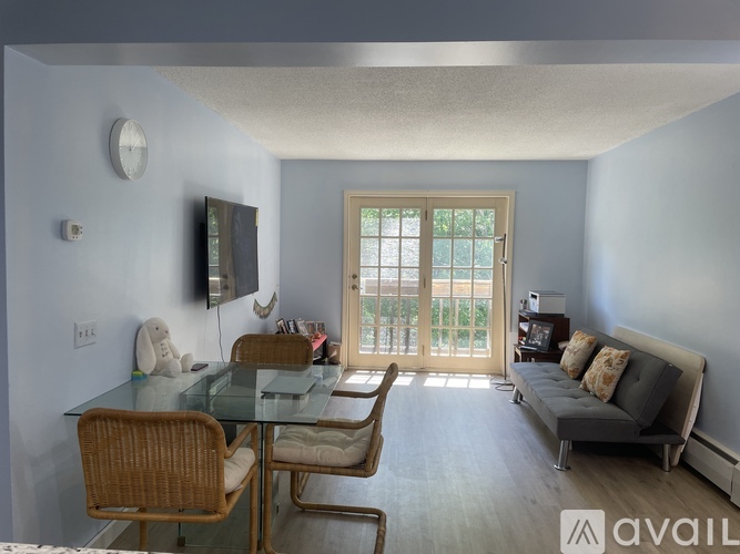 30 Wolf Road 1 Single Family Home for Rent - Photo gallery 2