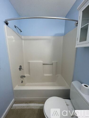 30 Wolf Road 1 Single Family Home for Rent - Photo gallery 5
