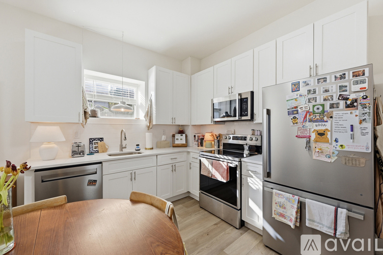 3510-3516 Butler St 2 Beds Apartment for Rent - Photo gallery 2
