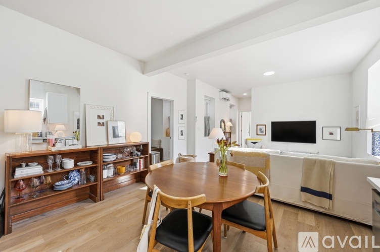 3510-3516 Butler St 2 Beds Apartment for Rent - Photo gallery 4