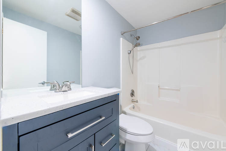 210 Walker Street Southwest 1 Condo for Rent - Photo gallery 2