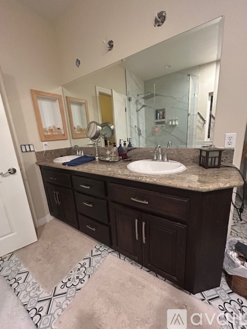 8265 Green Rd 4 Beds Single Family Home for Rent - Photo gallery 2