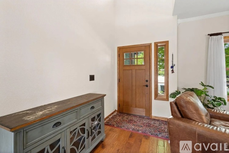 4601 Twin Peaks Court 4 Beds Single Family Home for Rent - Photo gallery 2