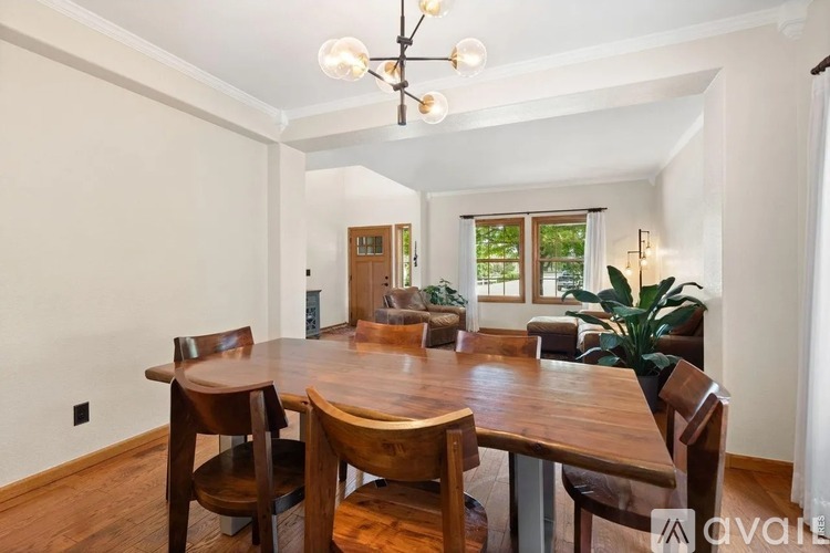 4601 Twin Peaks Court 4 Beds Single Family Home for Rent - Photo gallery 5