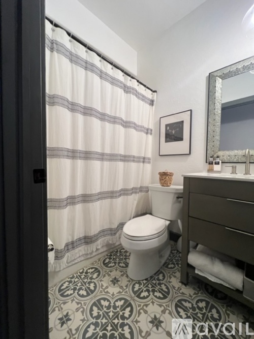 6863 Shire Ridge Drive 6 Beds Single Family Home for Rent - Photo gallery 5