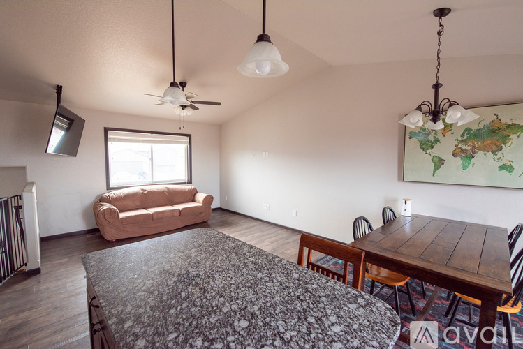 1240 Kodiak Dr 4 Beds Single Family Home for Rent - Photo gallery 2