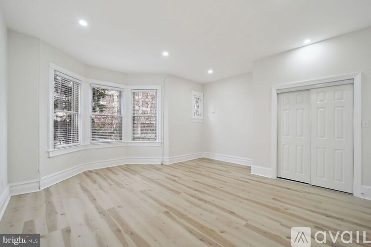 1921 19th St NW 4 Beds Apartment for Rent - Photo gallery 2