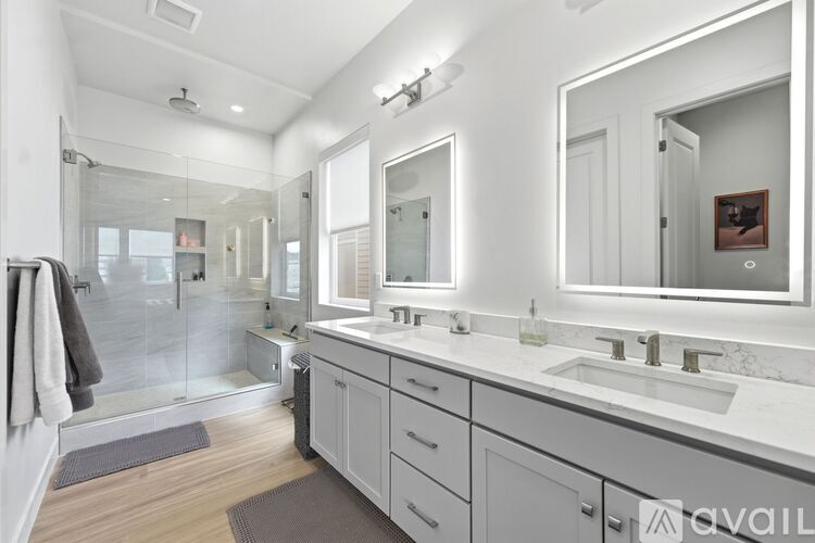 2172 North Beargrass Way 6 Beds Single Family Home for Rent - Photo gallery 4