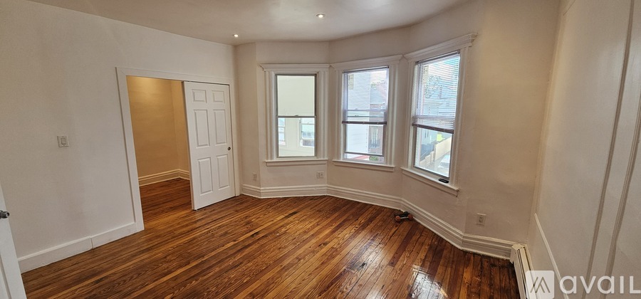192 N17TH Street 3 Beds Single Family Home for Rent - Photo gallery 4