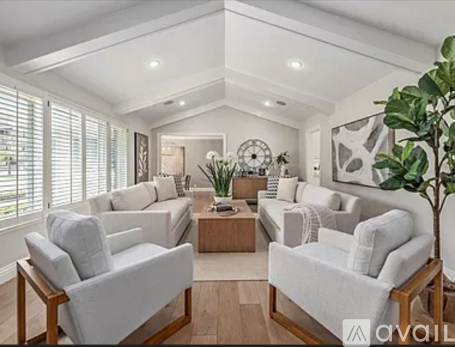 6692 Leyland Park Drive 3 Beds Single Family Home for Rent - Photo gallery 3