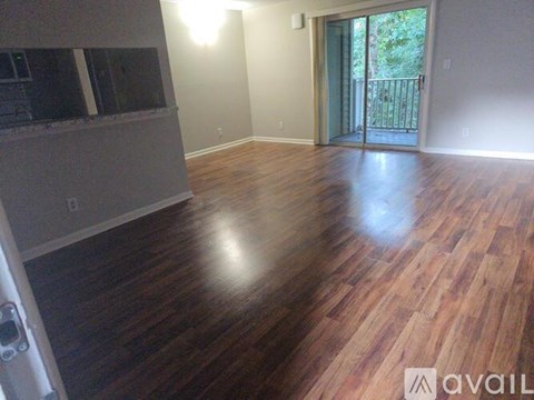 University Terrace Drive 4 Beds Apartment for Rent