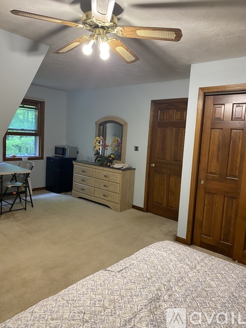 10 Emerald Drive 1 Single Family Home for Rent - Photo gallery 4